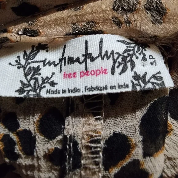 Intimately By Free People Animal Print Sheer Blouse Size S - Picture 8 of 10